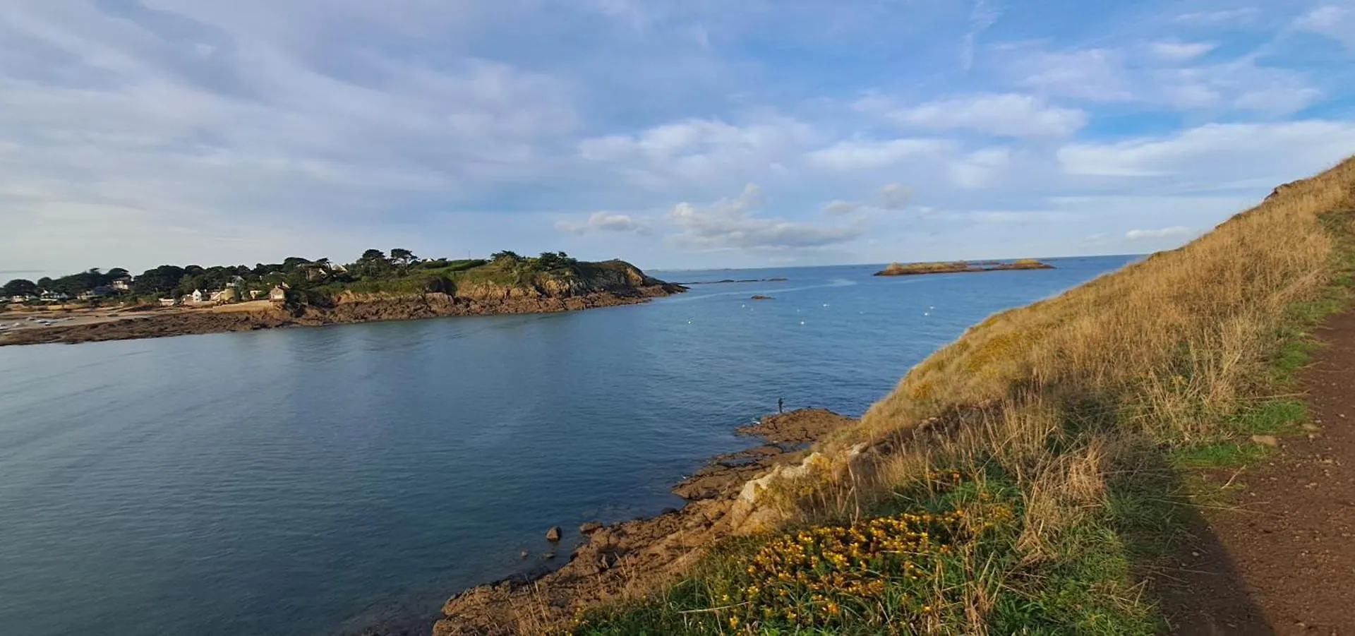 Gite 10 Mn Des Plages Saint-Coulomb 0*,  France