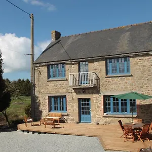  Ferienhaus La Petite Aze